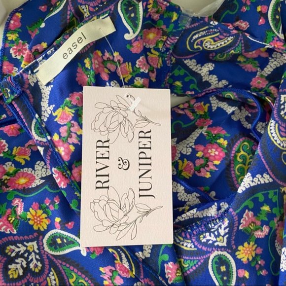 easel | Romper in the Heather Floral Print Cold Shoulder Navy Ruffle New Small - Picture 11 of 13